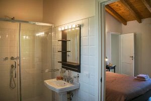 Camera con bagno privato del bnb Casa Mallarino di Albareto